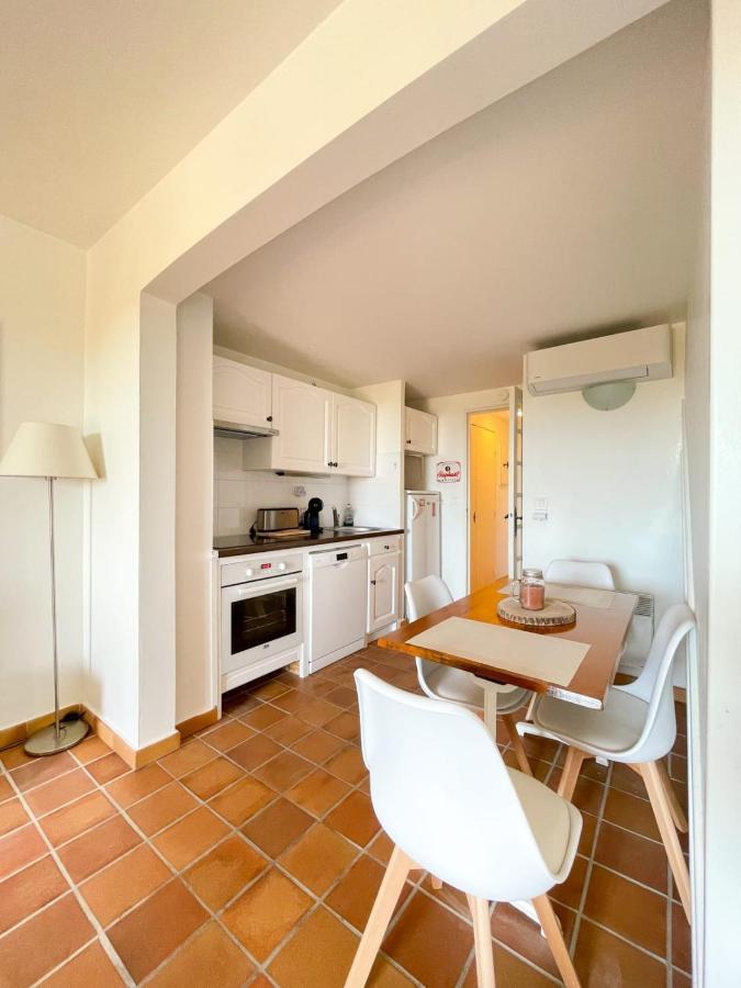 Superb Apartment With Balcony Near The Beach Сен-Рафаель Екстер'єр фото